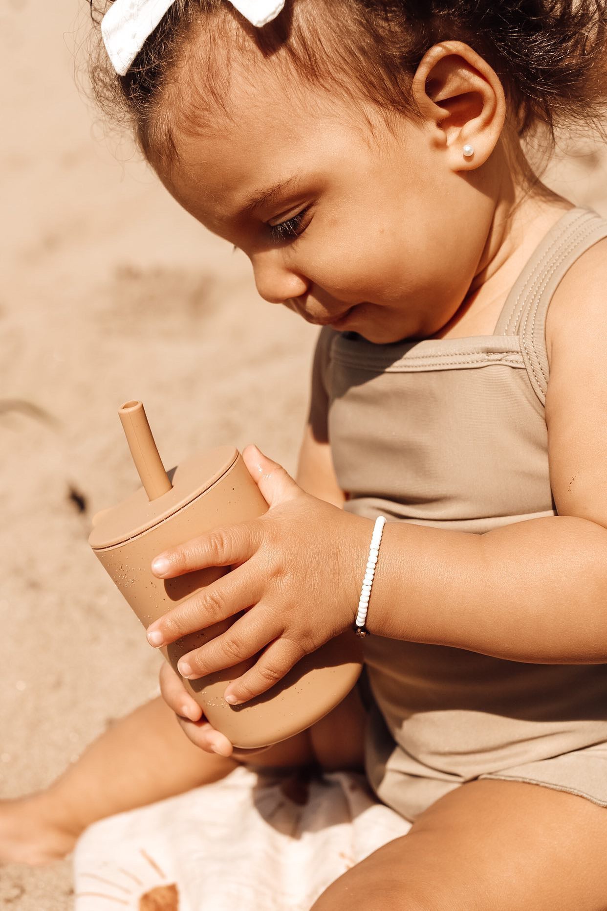 Silicone Cup with Lid + Straw | Sand & Taupe